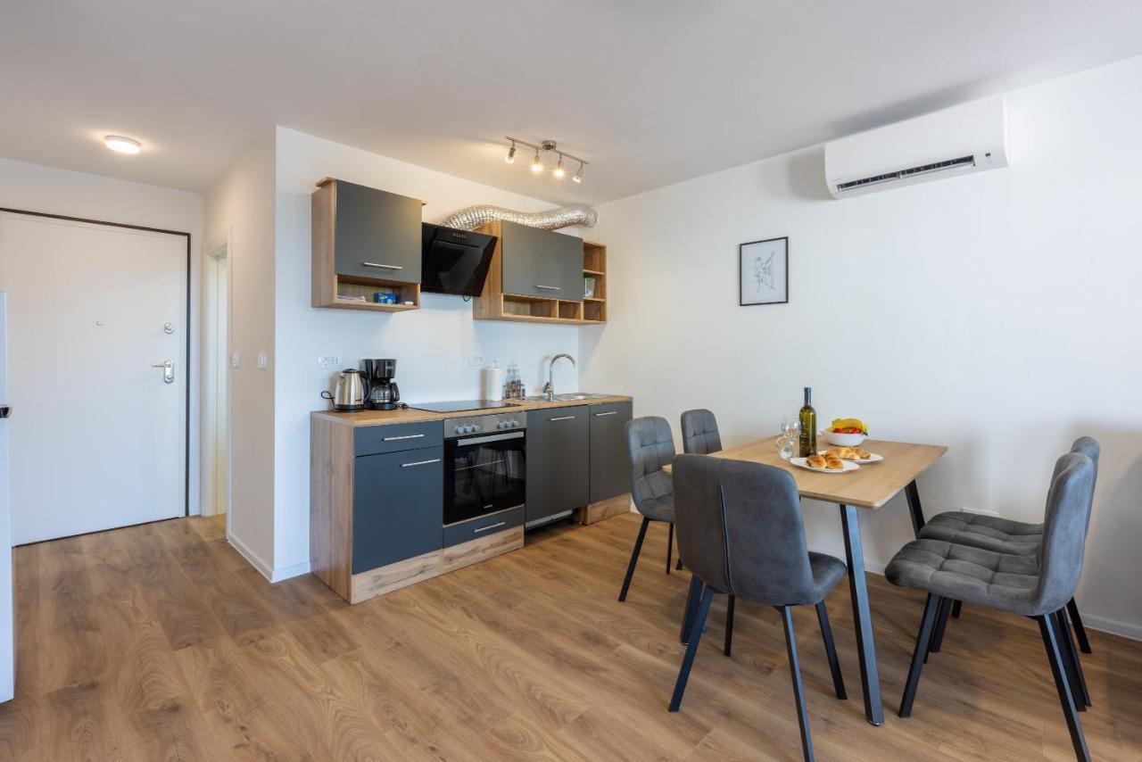 Luxury Apartments Lovorka 3 & 4***/**** เซลเซ ภายนอก รูปภาพ